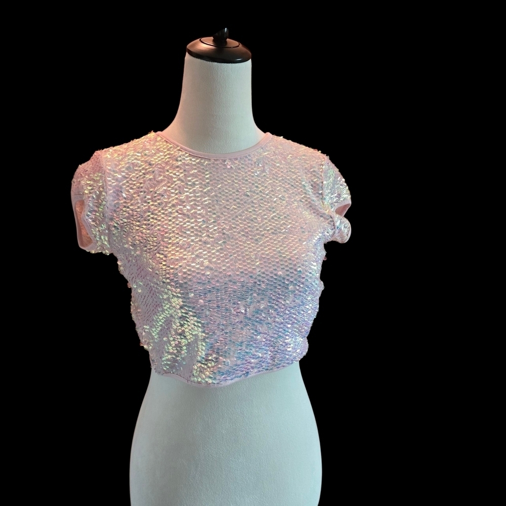 Forever 21 Iridescent Pink Sequin Crop Top  Cap Sleeves Tie Back Peekaboo Back